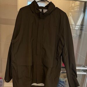 Lululemon rain jacket shell XXL Great condition. Rain proof wind proof.
